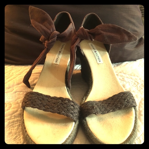 ELIGIBLE FOR BUNDLE OFFER 4 ITEMS for $25 - Picture 2 of 4